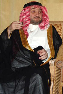 شقيق الملياردير السعودي الوليد بن طلال يتهمه بالجنون!! صورة رقم 1
