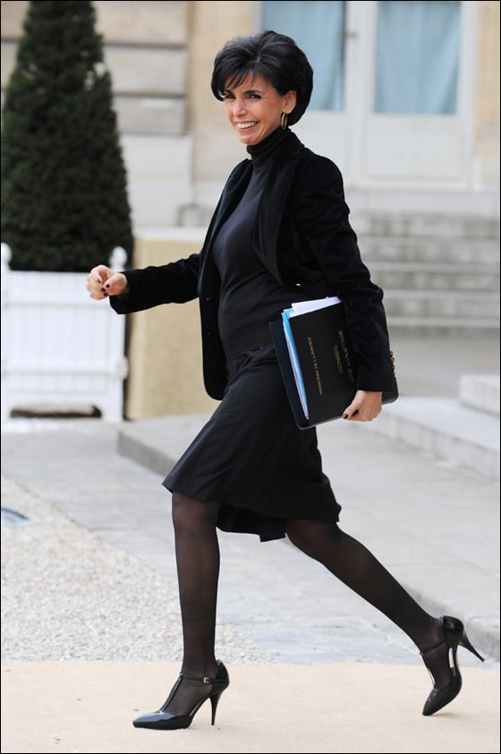 وزيرة العدل الفرنسية والتحرّشات الجنسية!!!  صورة رقم 10