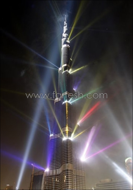 دبي تزفّ على أرضها أعلى برج في العالم!!      صورة رقم 24