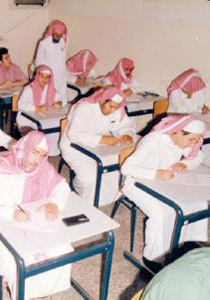 30 طالبا سعوديا ارتدّوا عن الإسلام واتّبعوا المسيحية في أمريكا!    صورة رقم 1