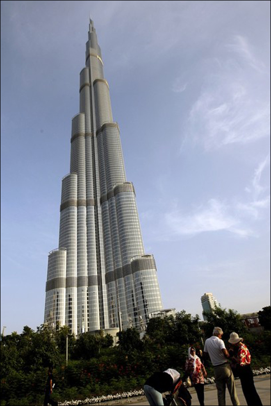 إفتتاح أفخم وأعلى فندق في دبي: والليلة بـ11 ألف دولار!   صورة رقم 14