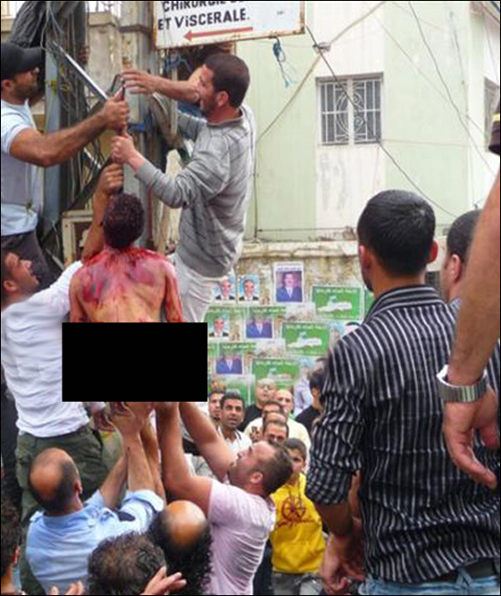 غضب في كترمايا اللبنانية احتجاجا على اعتقال قاتلي مسلم   صورة رقم 4