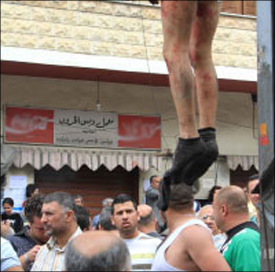 غضب في كترمايا اللبنانية احتجاجا على اعتقال قاتلي مسلم   صورة رقم 5