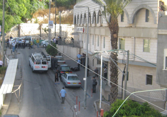 متدينون يهود يتظاهرون في الناصرة مطالبين بنبش القبور  صورة رقم 1