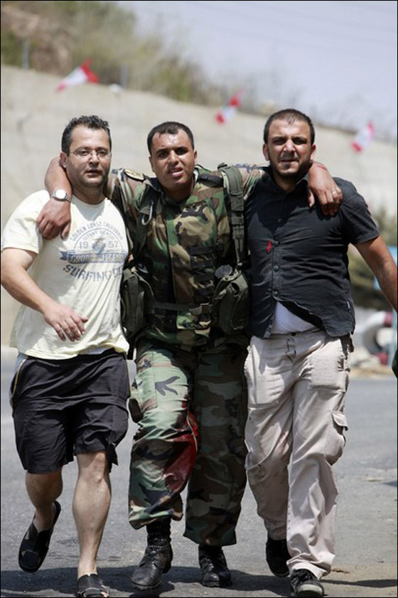 مقتل ضابط إسرائيلي و4 لبنانيين بينهم صحفي في تبادل النار   صورة رقم 5
