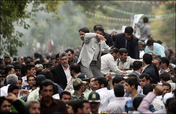 تضارب الأنباء حول محاولة اغتيال أحمدي نجاد وإيران تنفي   صورة رقم 2