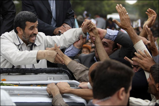 تضارب الأنباء حول محاولة اغتيال أحمدي نجاد وإيران تنفي   صورة رقم 3