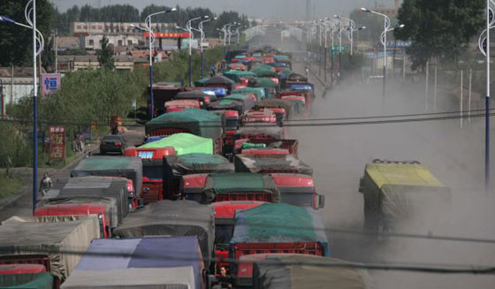 الصين: إختناق مروري يمتد الى 100 كيلومتر!   صورة رقم 6