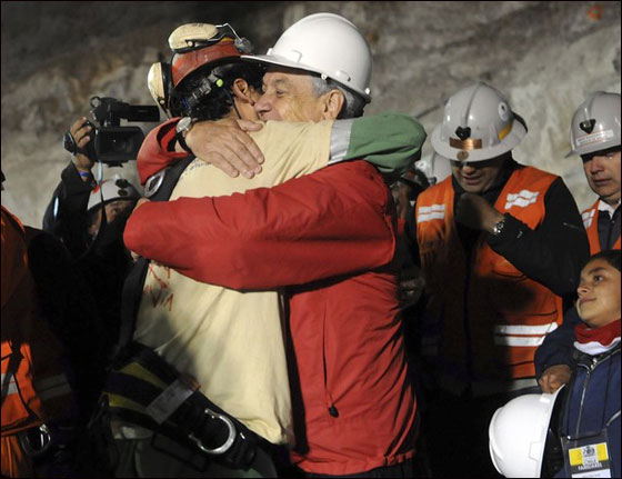 تشيلي: انفراج مرتقب خلال عملية انقاذ العمال المحاصرين!   صورة رقم 3