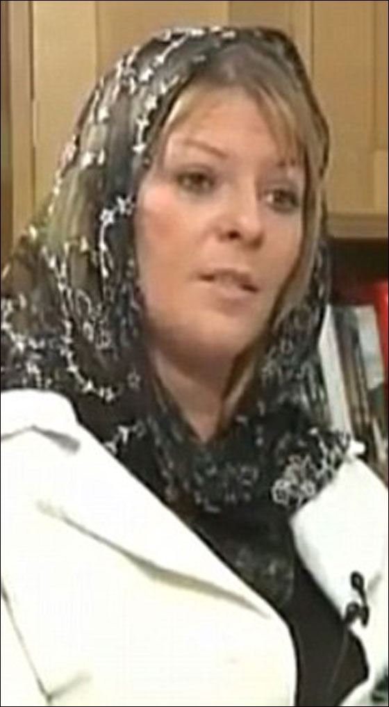 بعد تجربة مقدسة في ايران.. شقيقة زوجة بلير تعتنق الاسلام!   صورة رقم 3