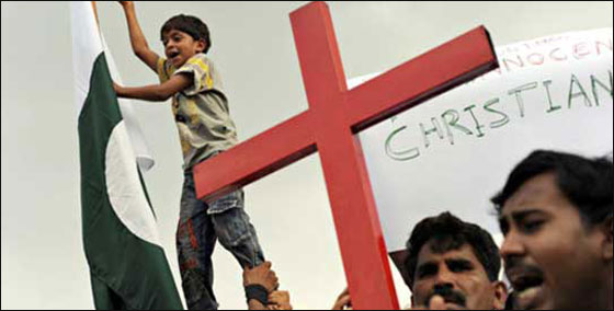 باكستان.. حكم بإعدام مسيحية بعد إساءتها للنبي محمد!!  صورة رقم 2
