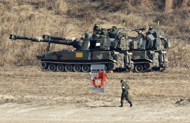 استمرار القصف  بين الكوريتين ووقوع عشرات الضحايا!   صورة رقم 2