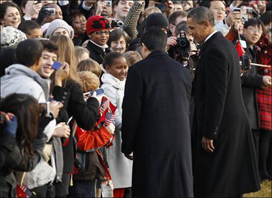 ابنة أوباما رحّبت بالرئيس الصيني لتختبر مهارتها في اللغة الصينية! صورة رقم 3