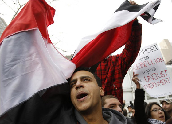 مبارك يكلف رئيس الوزراء الجديد ببدء الحوار مع المعارضة صورة رقم 9