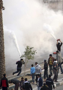 اليوم الثامن لثورة الغضب والاستعداد لمسيرة المليون بالقاهرة صورة رقم 1