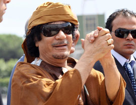 بالفيديو.. نبذة عن مسيرة حياة الزعيم الليبي معمر القذافي  صورة رقم 1