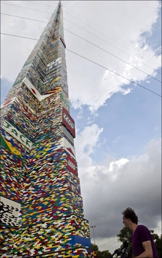 بالفيديو والصور.. البرازيل تبني اكبر برج ليجو في العالم!      صورة رقم 5