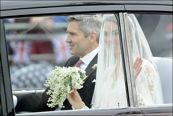 فرفش ينقل حفل الزفاف الملكي بالفيديو والصور!!   صورة رقم 103