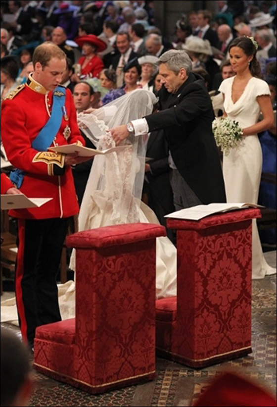 فرفش ينقل حفل الزفاف الملكي بالفيديو والصور!!   صورة رقم 47