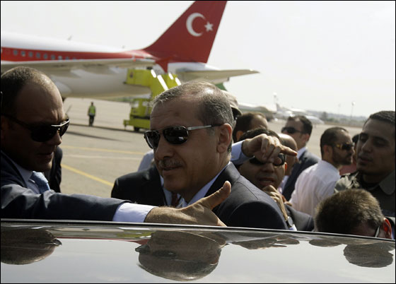 اردوغان من طرابلس: الطغاة لن يبقوا في سوريا لان زمنهم ولّى! صورة رقم 12