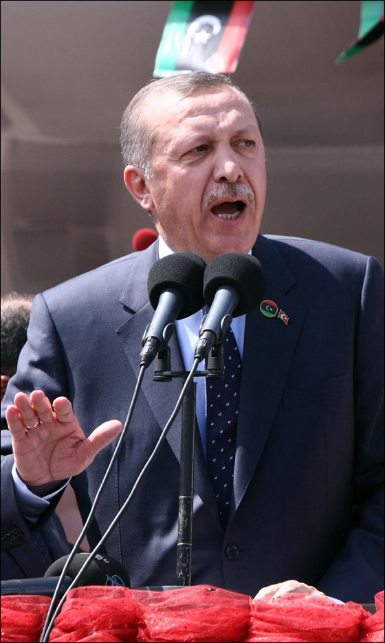اردوغان من طرابلس: الطغاة لن يبقوا في سوريا لان زمنهم ولّى! صورة رقم 6