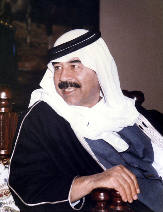 شاهدوا.. ألبوم صور الماضي للرئيس العراقي الراحل صدام حسين صورة رقم 9