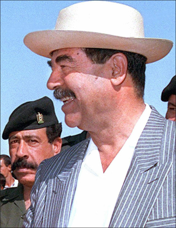 شاهدوا.. ألبوم صور الماضي للرئيس العراقي الراحل صدام حسين صورة رقم 16