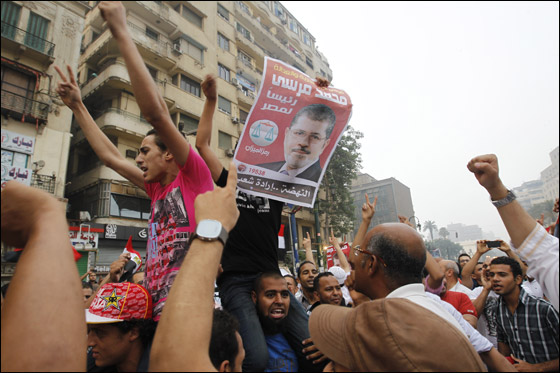 محمد مرسي رئيسا لمصر.. هل يتكرر سيناريو الجزائر؟!  	 صورة رقم 13