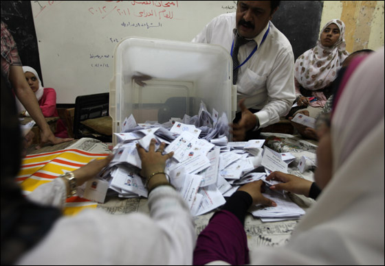 انتهاء الانتخابات الرئاسية بمصر وترقب حول هوية الرئيس المقبل  صورة رقم 20