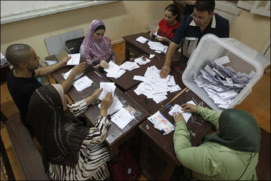 انتهاء الانتخابات الرئاسية بمصر وترقب حول هوية الرئيس المقبل  صورة رقم 26