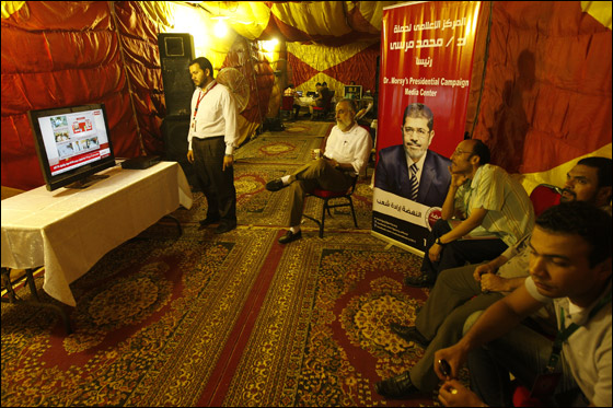 انتهاء الانتخابات الرئاسية بمصر وترقب حول هوية الرئيس المقبل  صورة رقم 30