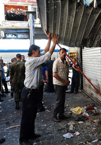 انفجاران يهزان وسط العاصمة دمشق وانباء عن سقوط 14 قتيل صورة رقم 1