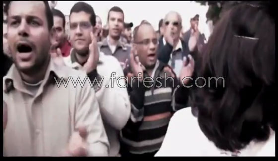 فيديو: شعبان عبد الرحيم يدعو لتحديد النسل باغنية (اللي بيحب مصر) صورة رقم 4