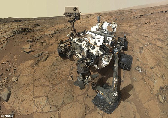 نقطة ضوء غامضة على المريخ تعيد قضية الحياة الى الاجندة العالمية صورة رقم 2