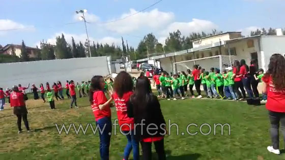 فيديو: 100 طالب ومرشد ومرشدة يرقصون رقصة البطريق معا صورة رقم 2
