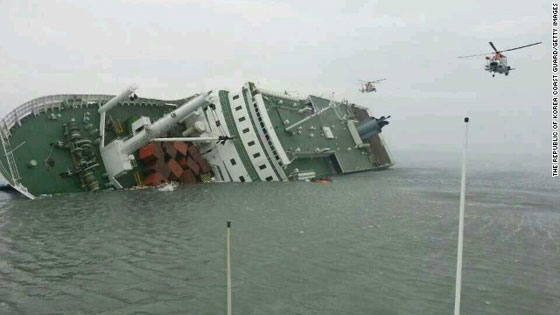 غرق سفينة كورية تقل طلابا ومعلميهم صورة رقم 2