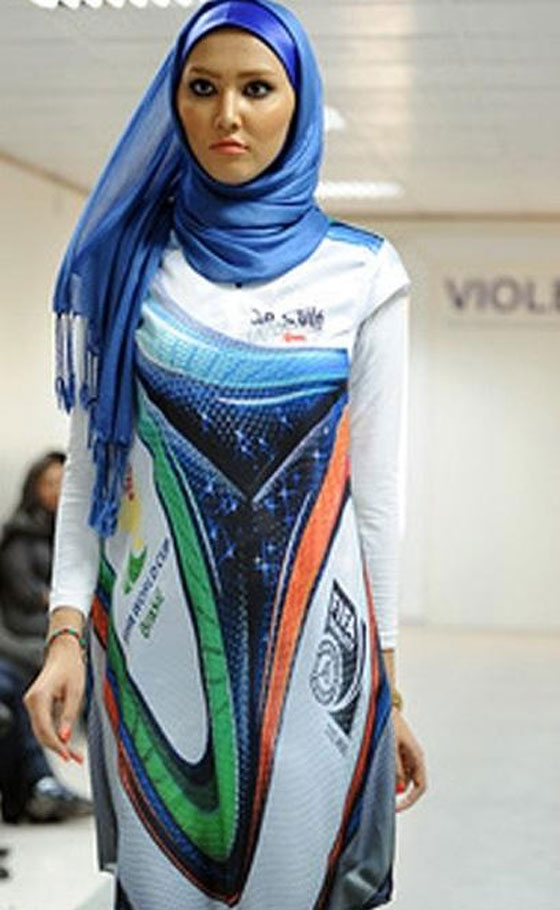 ازياء شرعية ايرانية بألوان مونديالية صورة رقم 5