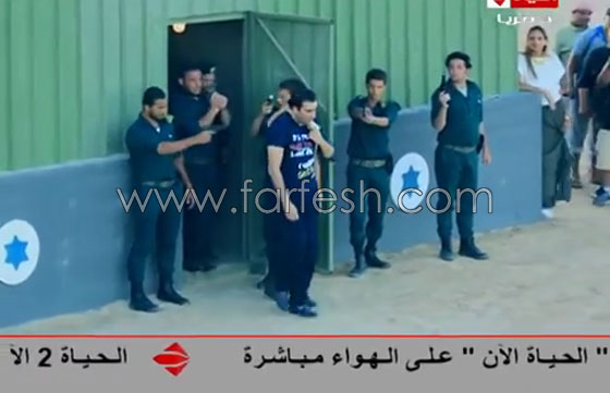 فيديو باسم ياخور يصرخ في الاسرائيليين: انا مواطن لي حقوقي واريد محامي! صورة رقم 6