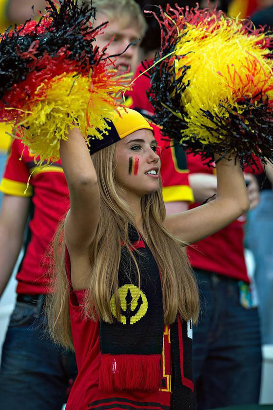 صورة في مونديال البرازيل جعلت فتاة بلجيكية عارضة تجميل صورة رقم 1