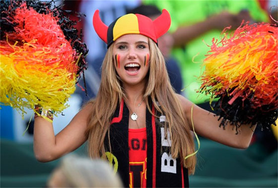 صورة في مونديال البرازيل جعلت فتاة بلجيكية عارضة تجميل صورة رقم 11
