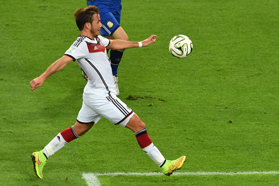 الاحتفالات تعم المانيا بعد فوزها بكأس العالم للمرة الرابعة صورة رقم 19
