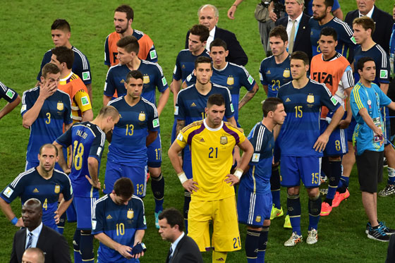 الاحتفالات تعم المانيا بعد فوزها بكأس العالم للمرة الرابعة صورة رقم 10