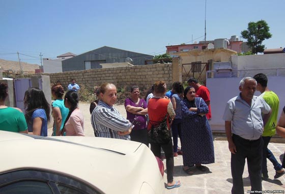 مئات العائلات المسيحية تفر من الموصل وداعش يستولي على ممتلكاتها صورة رقم 3