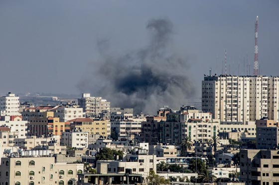 جهود دولية للتوصل الى تهدئة وتظاهرات احتجاجية على مجازر غزة صورة رقم 10