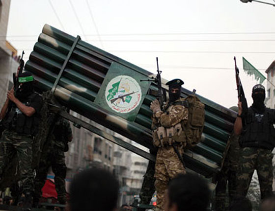 حماس تعلن عن اصابة طائرة حربية اسرائيلية.. وتل ابيب تلتزم الصمت صورة رقم 1