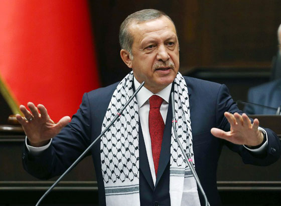 بسبب عدائه لاسرائيل.. المجلس اليهودي يجرّد اردوغان من وسام للسلام صورة رقم 1