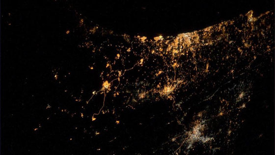 بالصورة.. هكذا تظهر انفجارات غزة من الفضاء صورة رقم 1