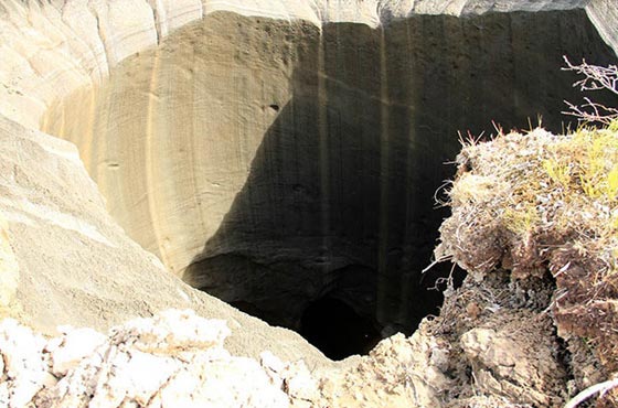 بعد  فوهة نهاية العالم.. ظهور حفرتين اخريين مشابهتين في سيبيريا صورة رقم 4