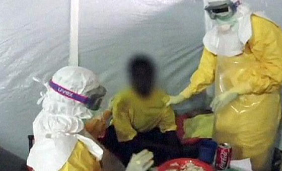 فيروس ايبولا مصدره طفل افريقي توفيت امه واخته بعده! صورة رقم 2