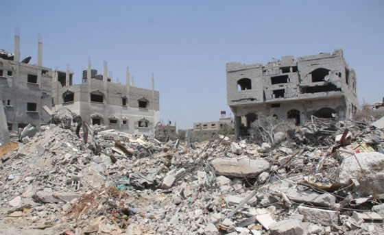 متزوج من 5 نساء واب لـ 40 ابنا و200 حفيد دمرت اسرائيل بيته في غزة صورة رقم 9